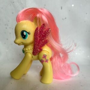 My Little Pony Fluttershy IV crystal motion moving
